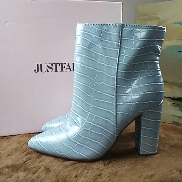 Just Fab Rosamund Booties, ladies size 12 (men's 10) - Picture 3 of 9